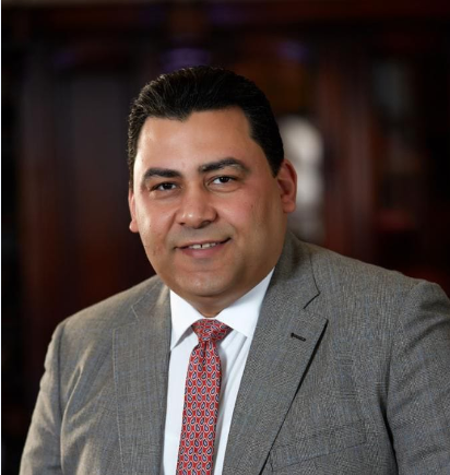 المهندس عادل حامد العضو المنتدب والرئيس التنفيذي للمصرية للاتصالات